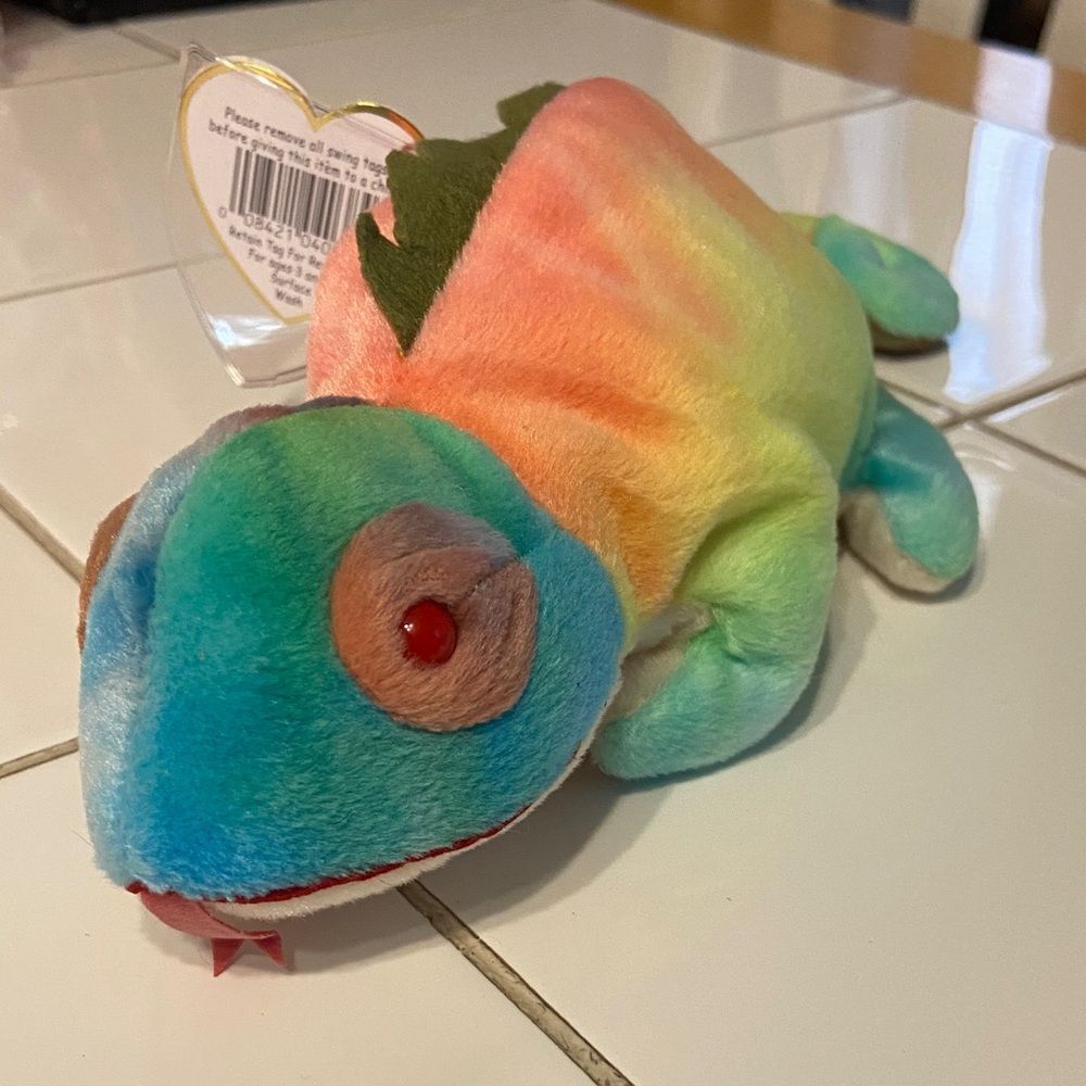Ty Beanie Baby Iggy Colorful Plush Chameleon Toy, 1OO